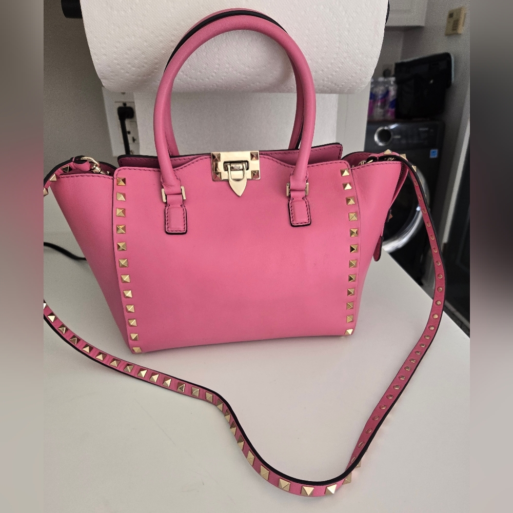 Valentino Pink and Gold Textured Leather Shoulder Bag